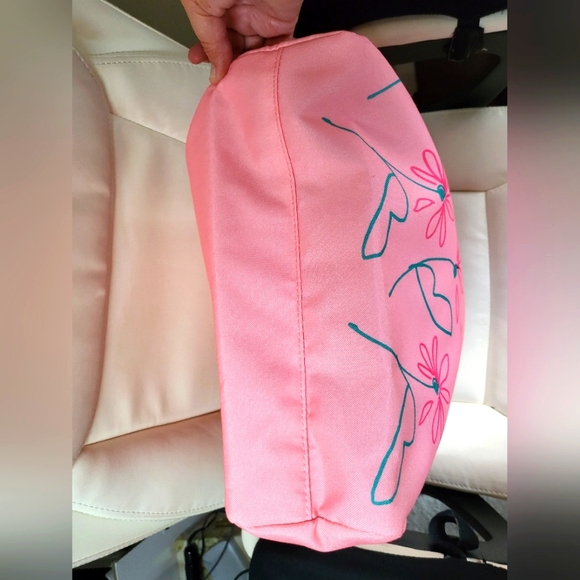 Clinique Drawbertson Light Pink Floral Tote Bag - Picture 2 of 7